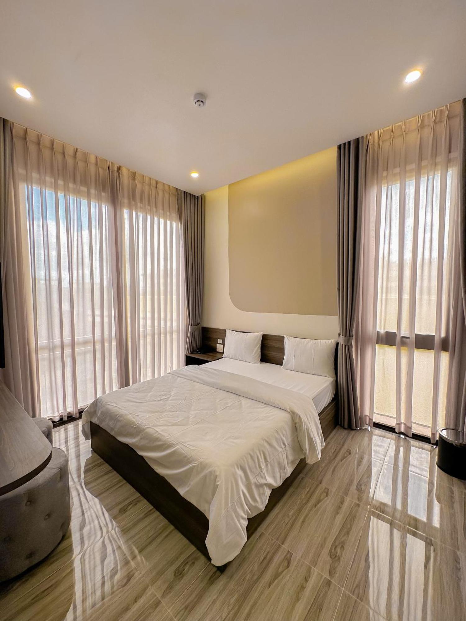 Tuyet Suong Hotel Quảng Ngãi Exterior foto